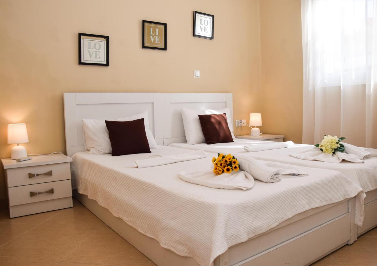 Rubini Homes Ajía Marína Kültér fotó
