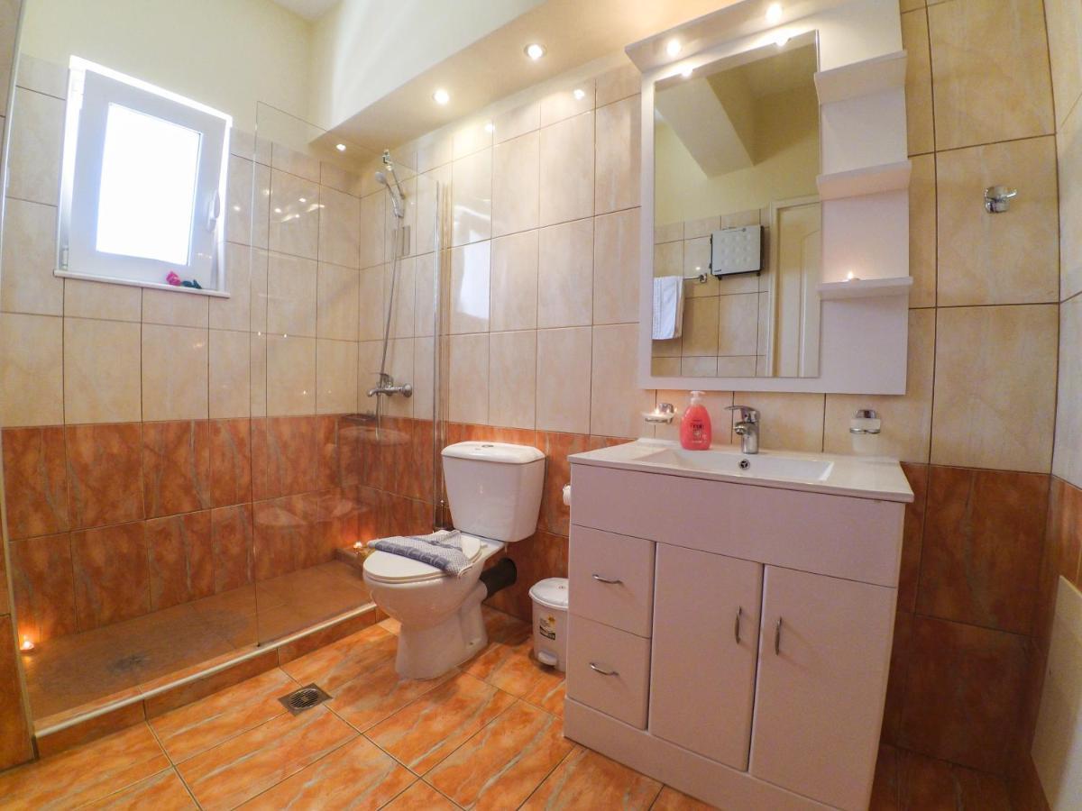 Rubini Homes Ajía Marína Kültér fotó